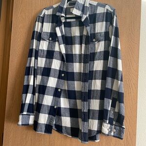 Sonoma Men's Blue and White Plaid Shirt